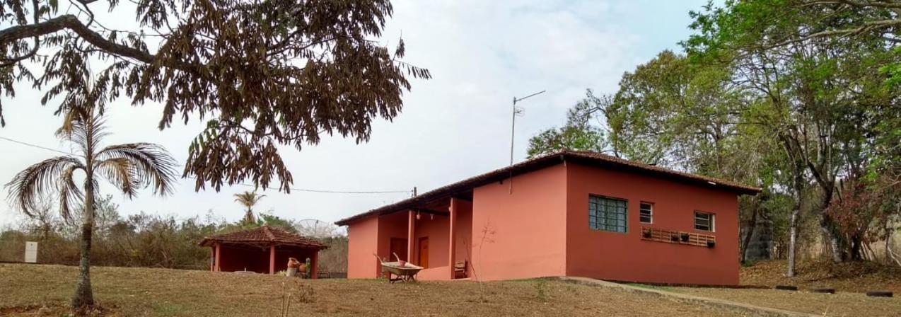 Bangalõ Do Lago Caconde Exterior foto